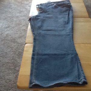 FASHION BUG WOMAN'S JEANS